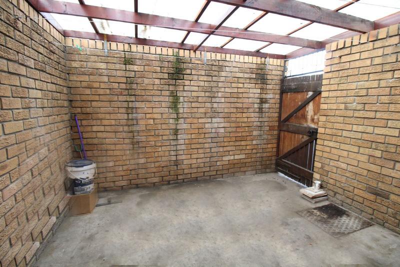 3 Bedroom Property for Sale in Kempenville Western Cape